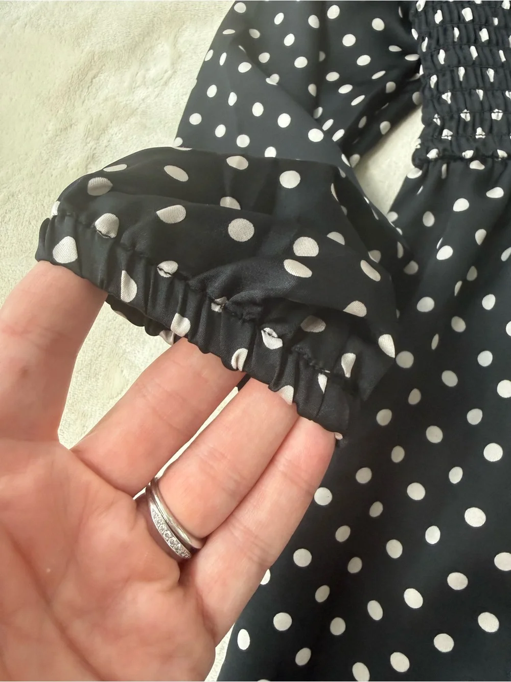 GAP playful black
